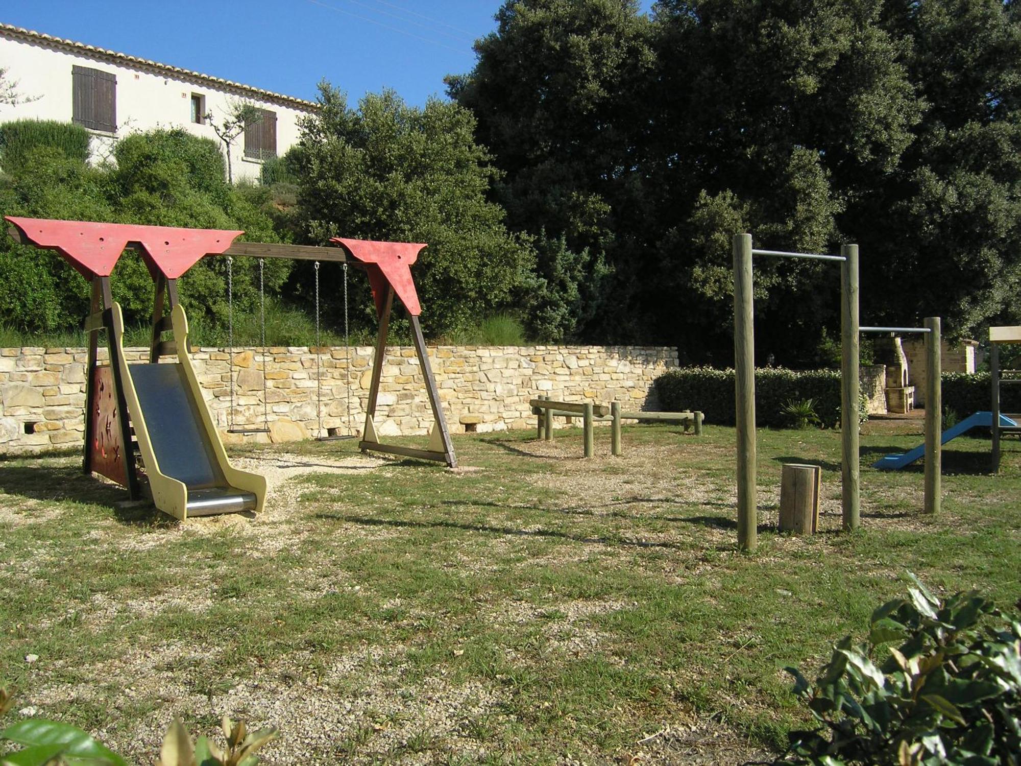 Village De Gites La Fontinelle Bessas Extérieur photo