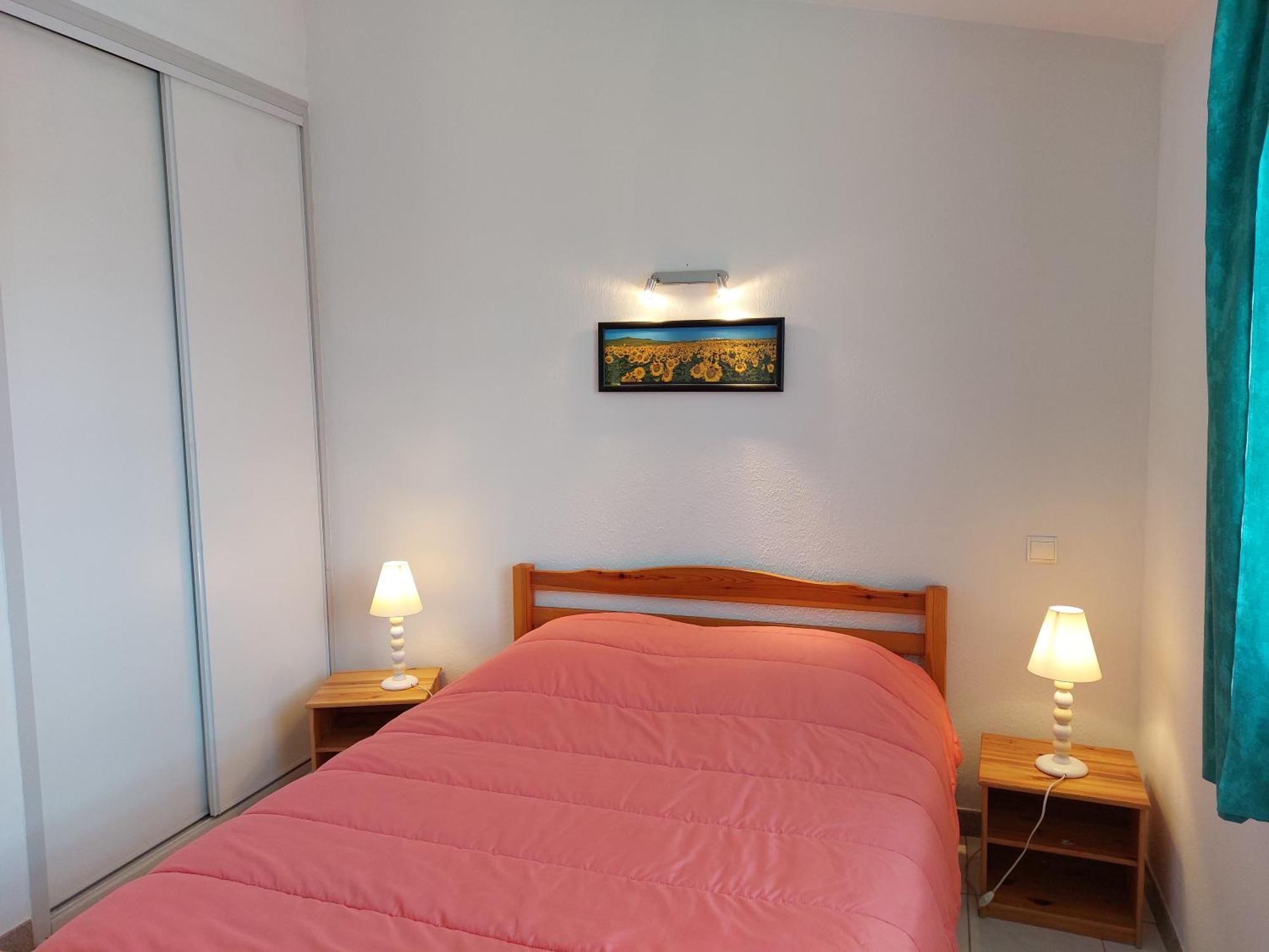 Village De Gites La Fontinelle Bessas Chambre photo