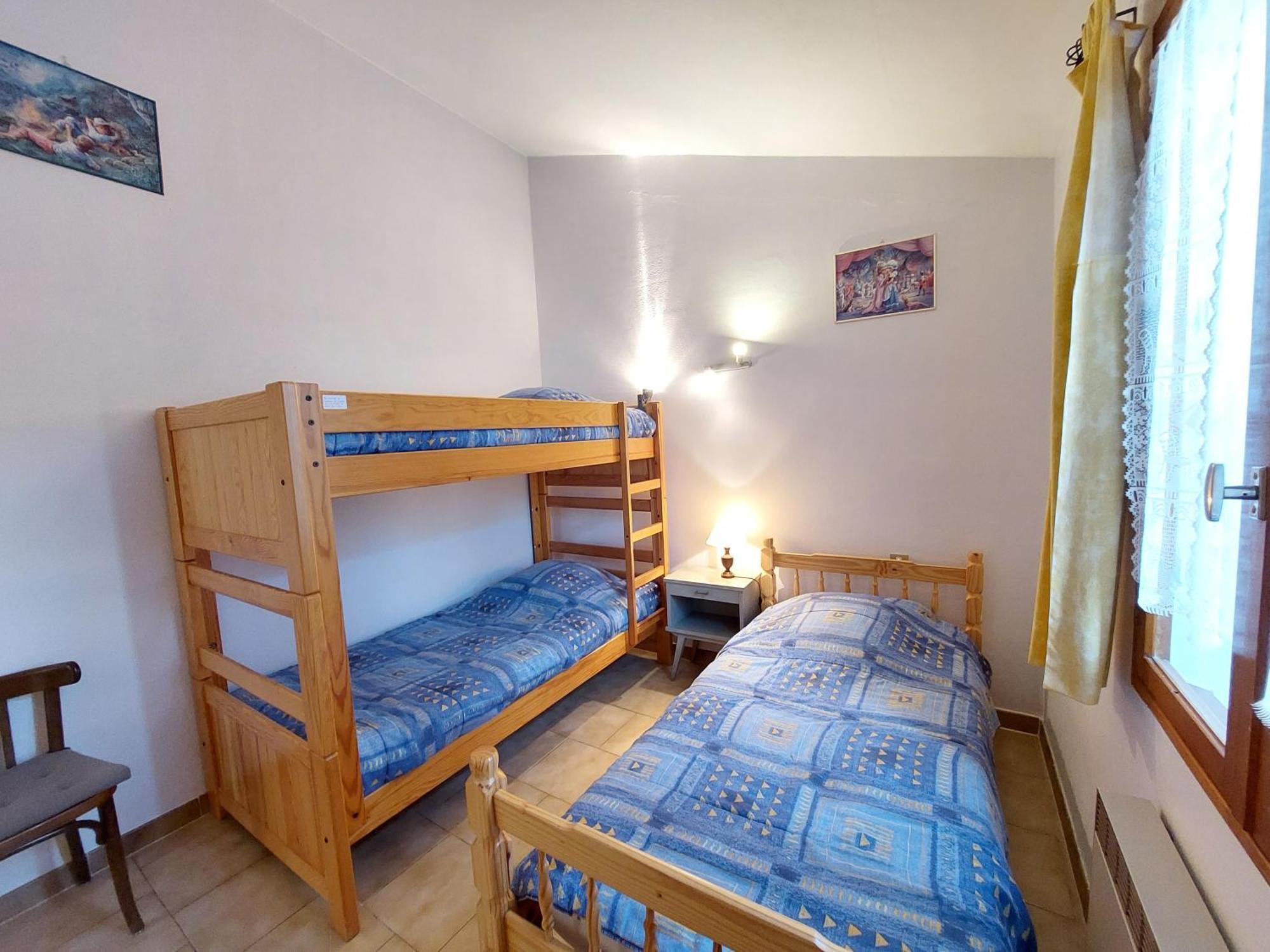 Village De Gites La Fontinelle Bessas Chambre photo